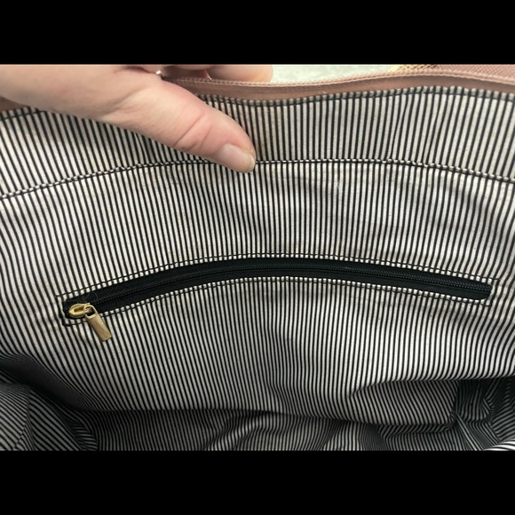 Light Tan Purse. Possibly Target Brand. NWOT. - Picture 7 of 16